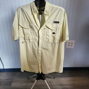 Columbia Light Yellow Button-Up Shirt